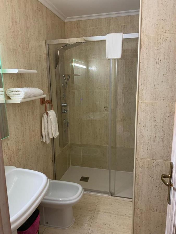 Apartamentos En Playa De Samil Primera Linea De Playa Pe Na Areia Vigo Eksteriør billede